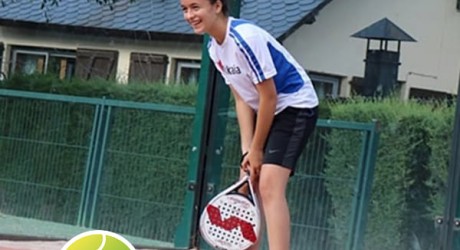 Campamento de pádel con inglés